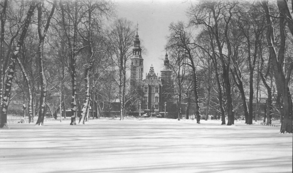 66.16  Rosenborghaven med slottet.Postnummer 1350 Dateret 3.3.1931