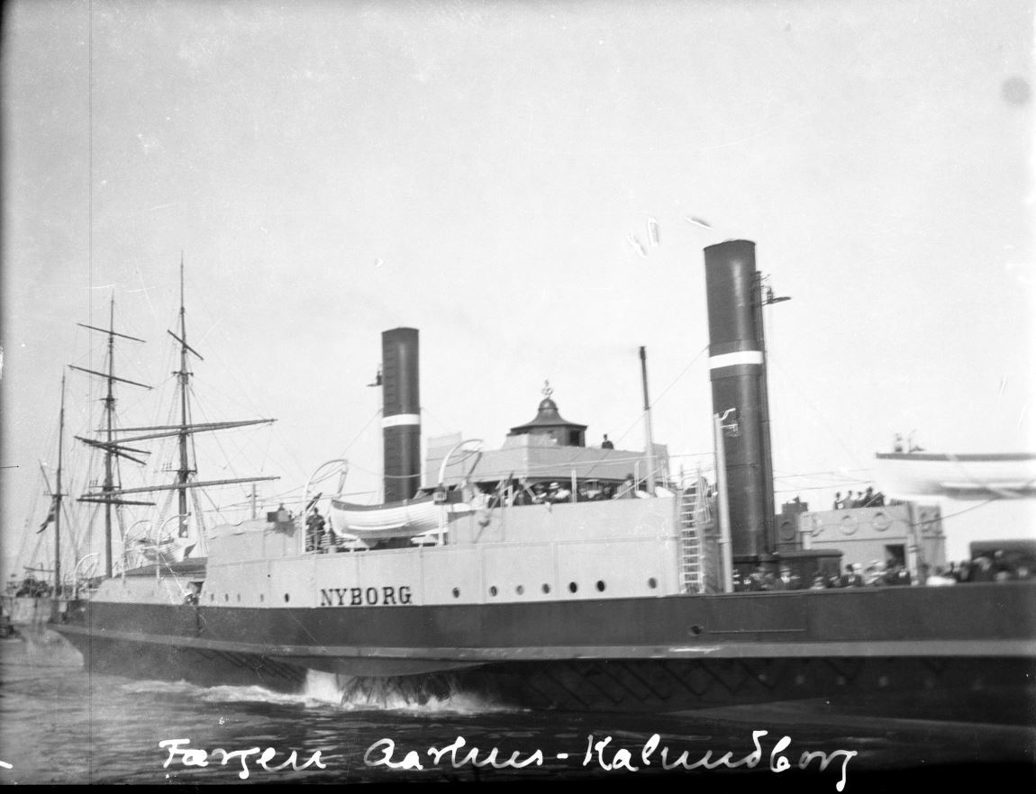 61.79  Århus , færgen Århus- Kalundborg 1916 8000