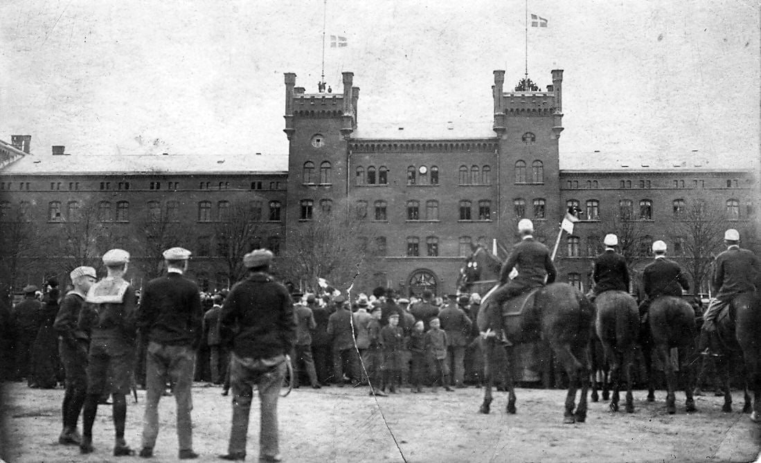 11954.7.1 Genforeningen i Haderslev 1920- Kasernen