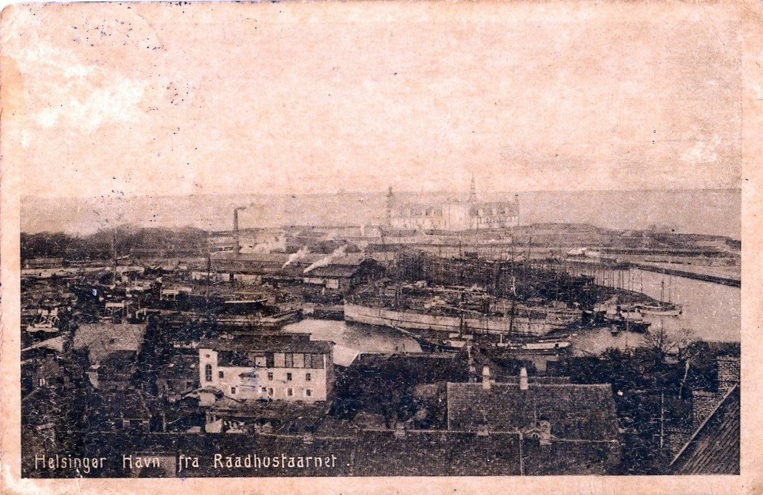 10.29 Helsingør havn, set fra rådhustårnet