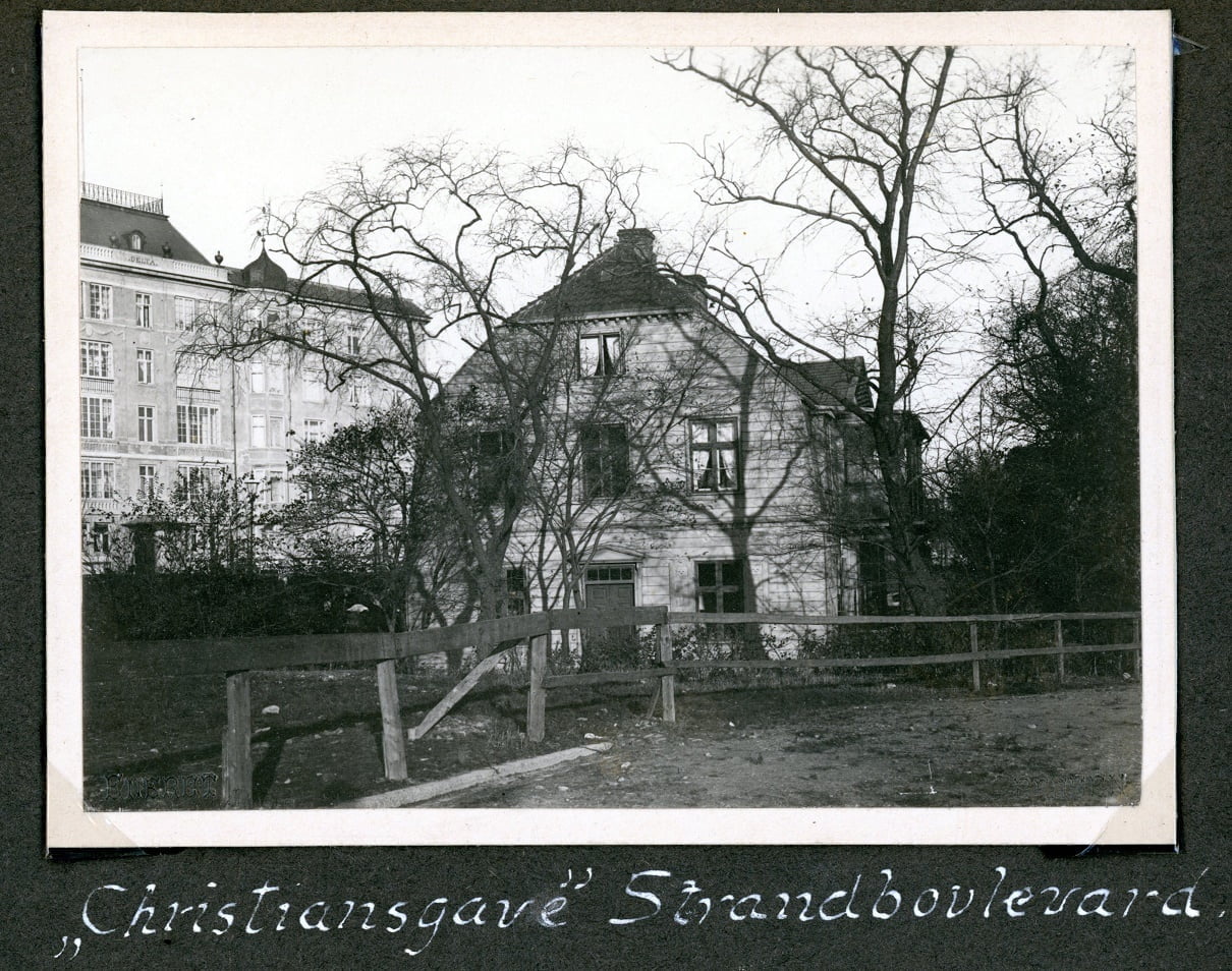 70.433 Christiansgave, Strandboulevard.. Fotograf Fritz Benzen,1897-1910.