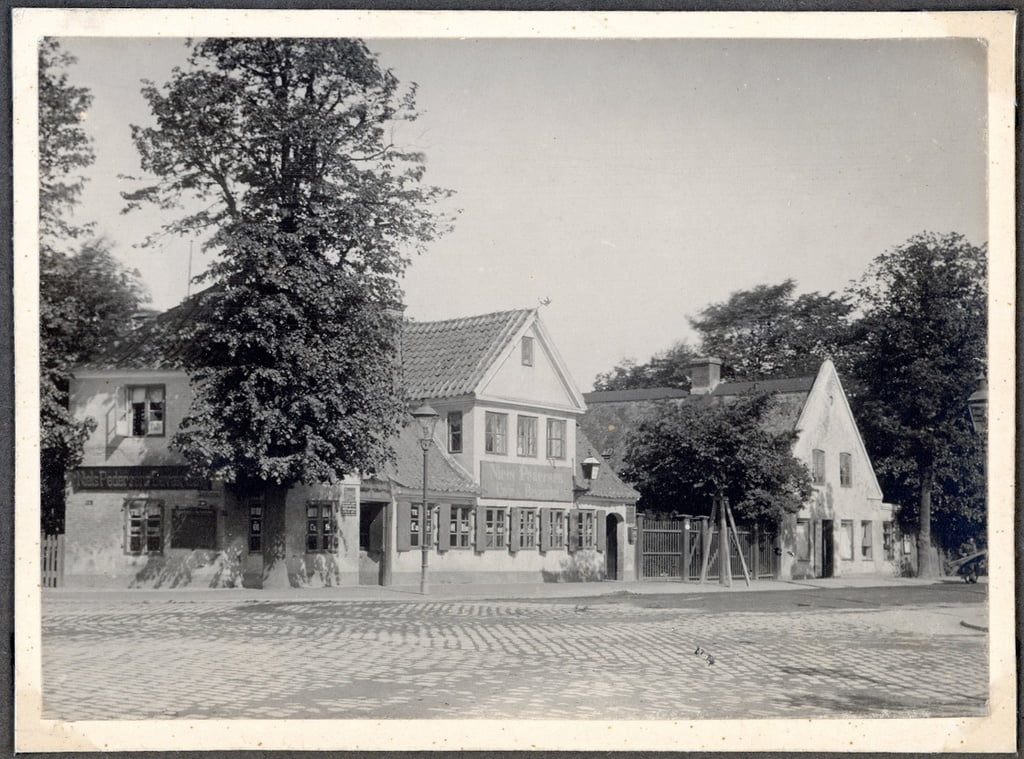70.439 Lille Vibenshus. Fotograf Fritz Benzen mellem 1897-1910.