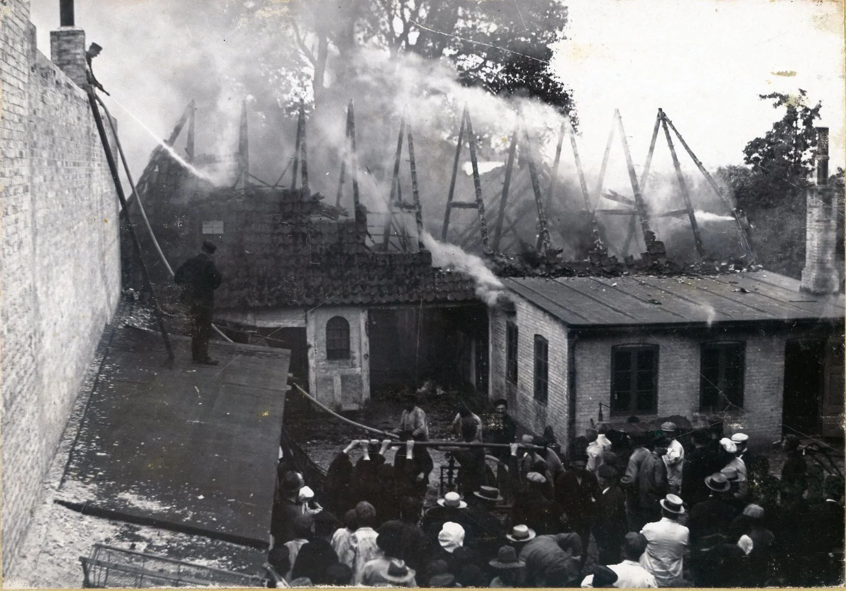 10931.28 Brand i Bogense