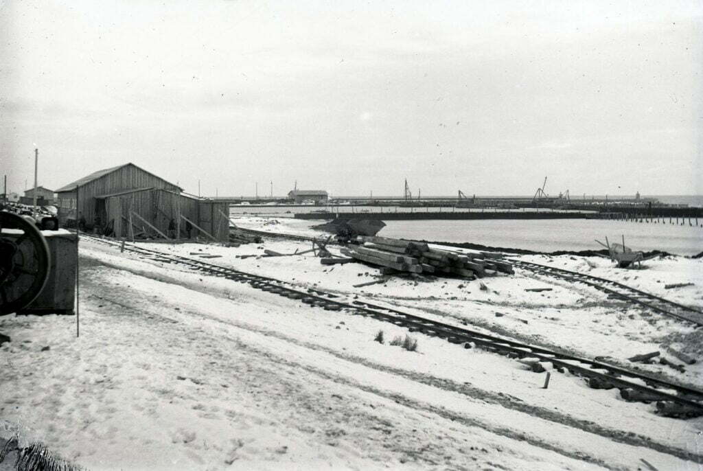 13635-1.22 Fra Rødby Havn skibsværft set fra pavillonen 19. januar 1917