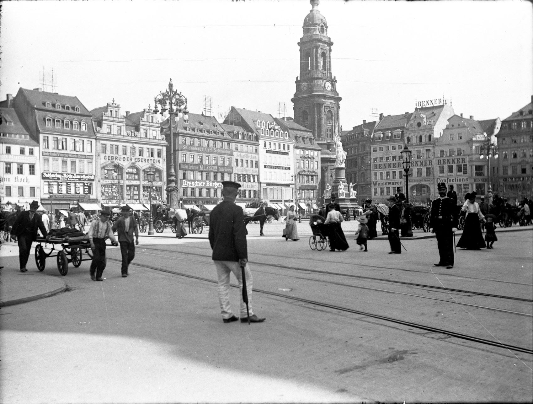 13897.13.7 Altmarkt i Dresden