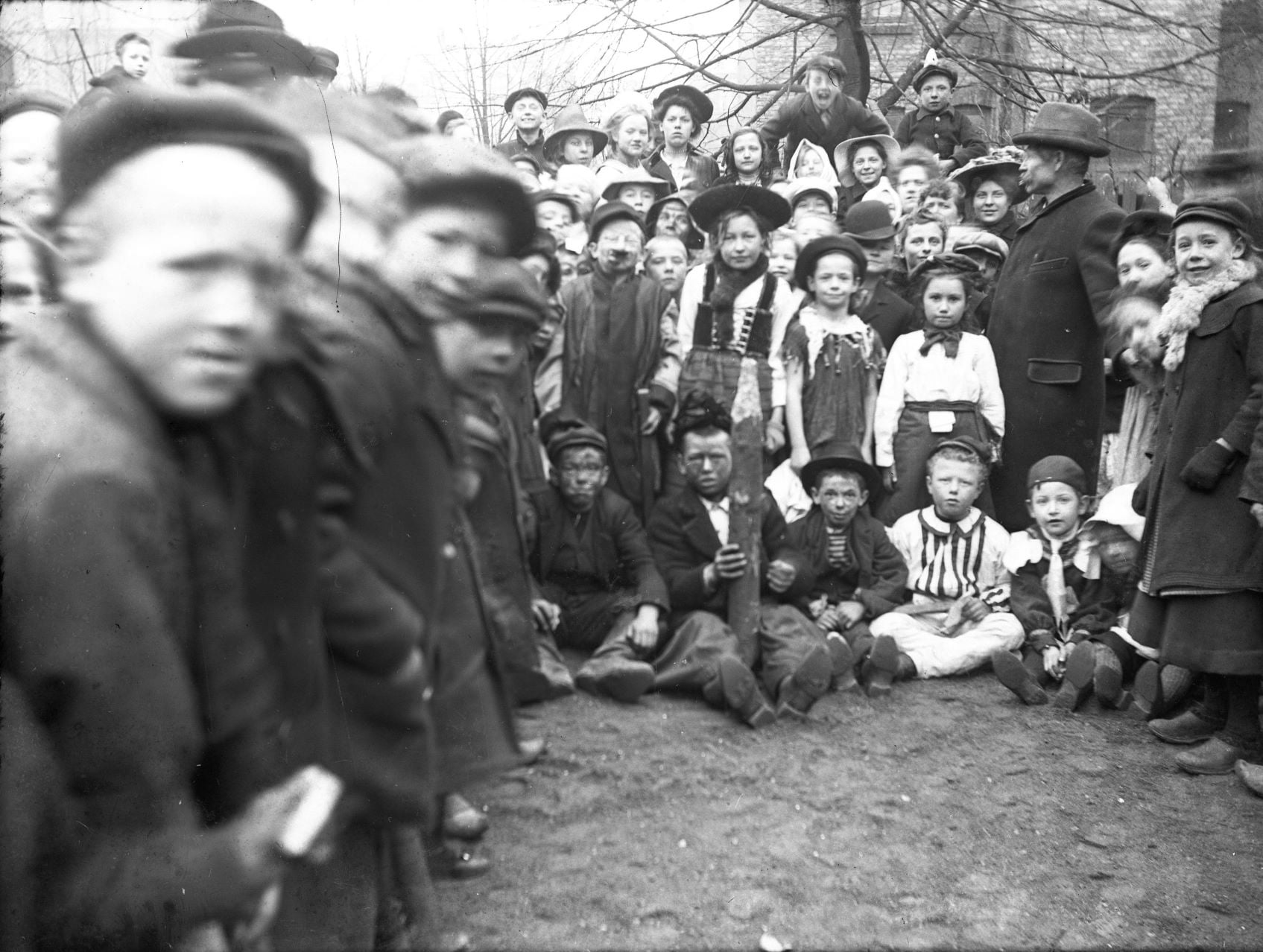 13897.8.3 Børnehjælpsdag, karneval cirka 1905