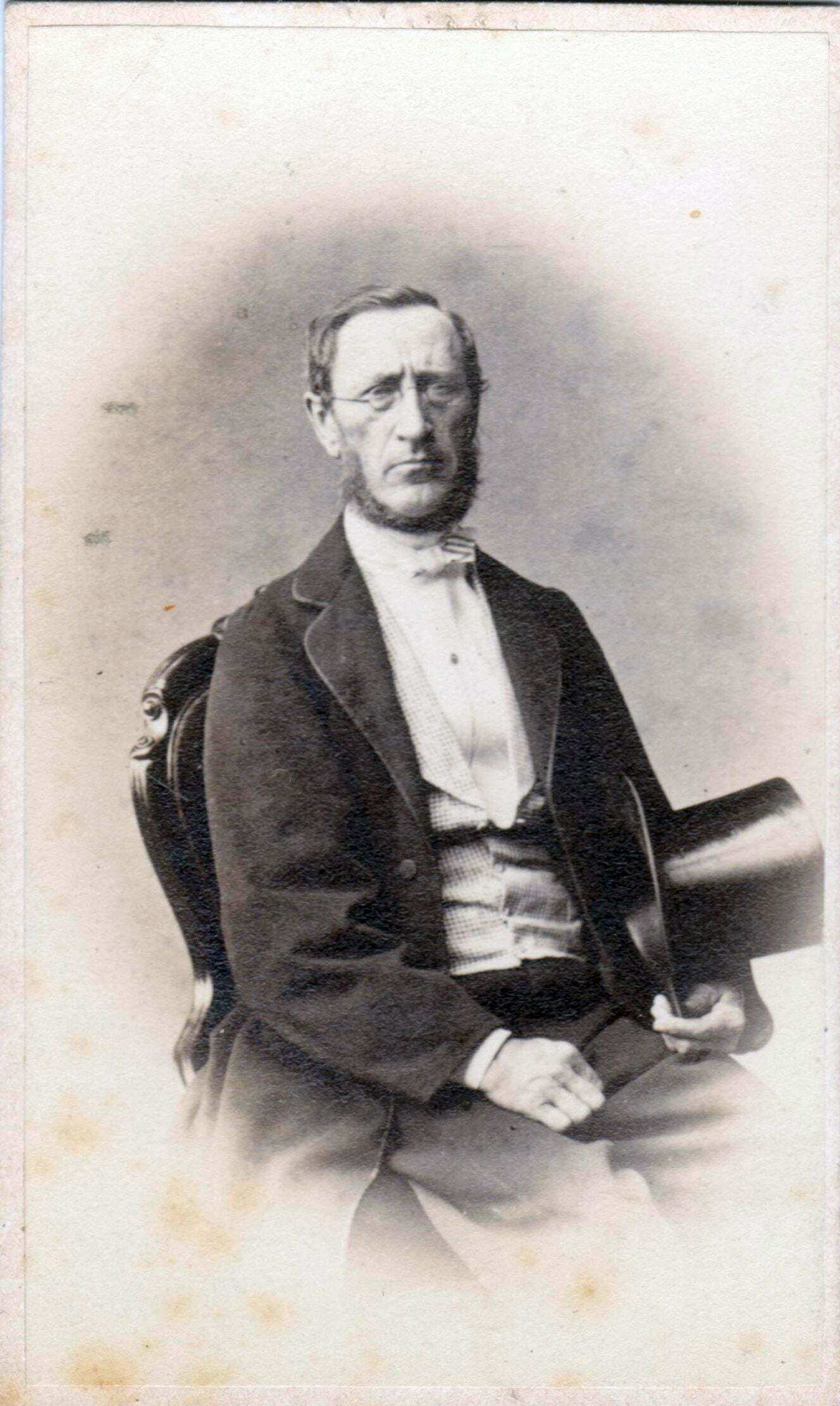 75.4 Ferdinand Felix Borch, 1805-1880, Skomagermester og officer. Fotograf Peter Christian Koch, Vesterbro nr. 43