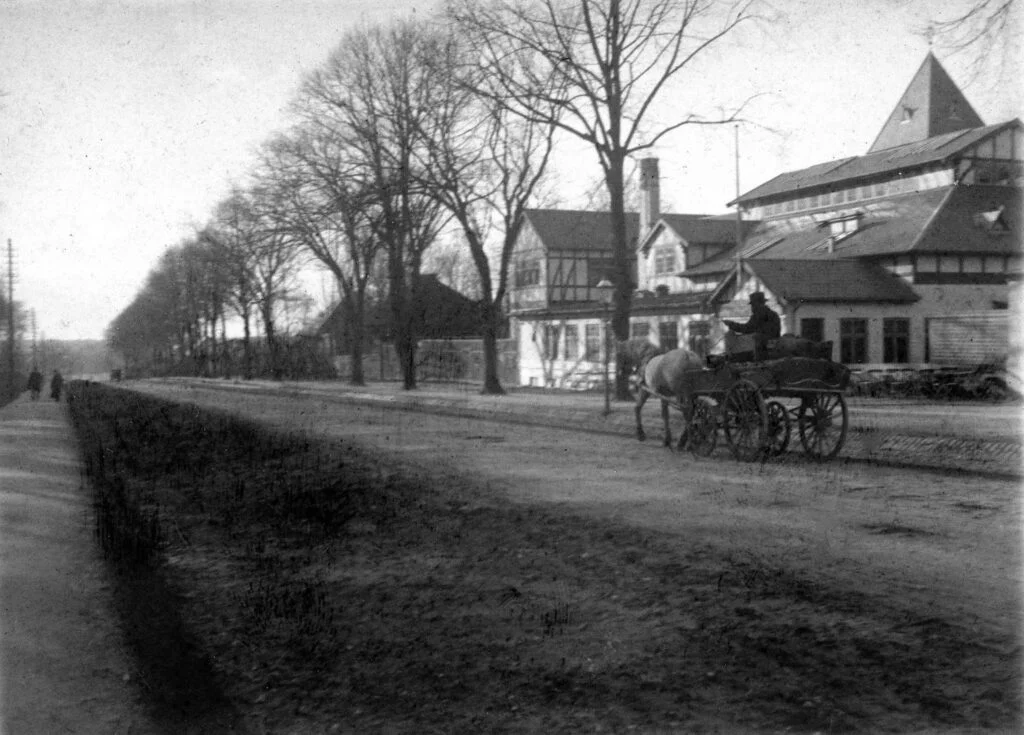 53.1 Roskilde Landevej ved Zoologisk haves restauration år 1898
