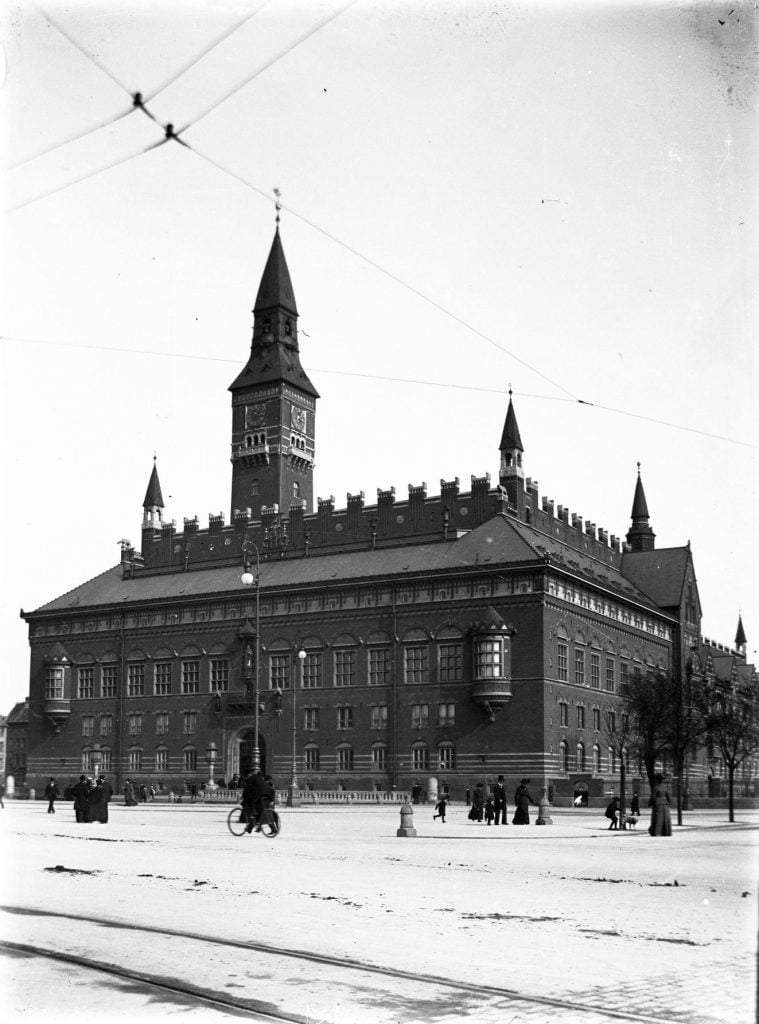 13897.7.15 Københavns rådhus opført 1892-1905.