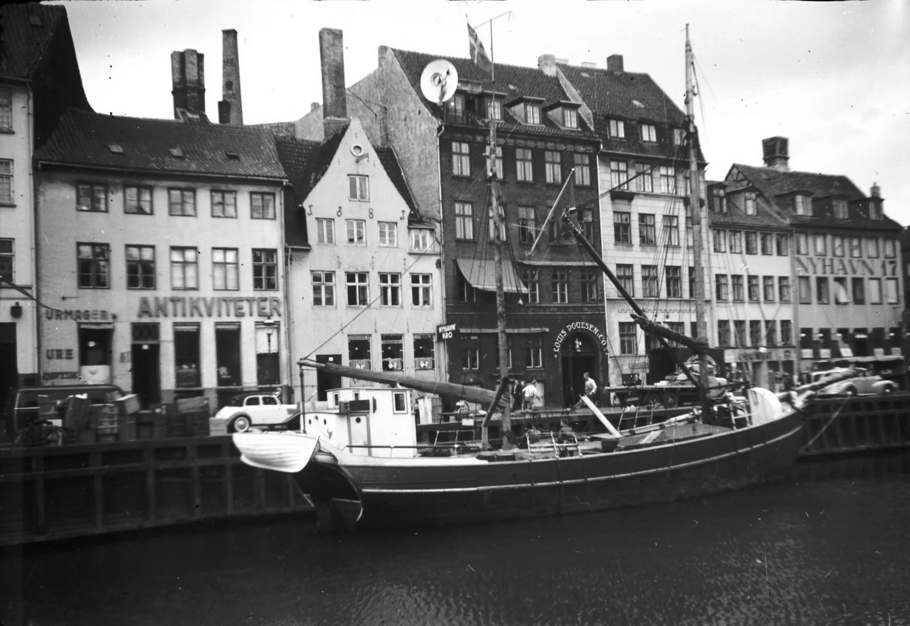 3.63 Nyhavn, nytår 1952.