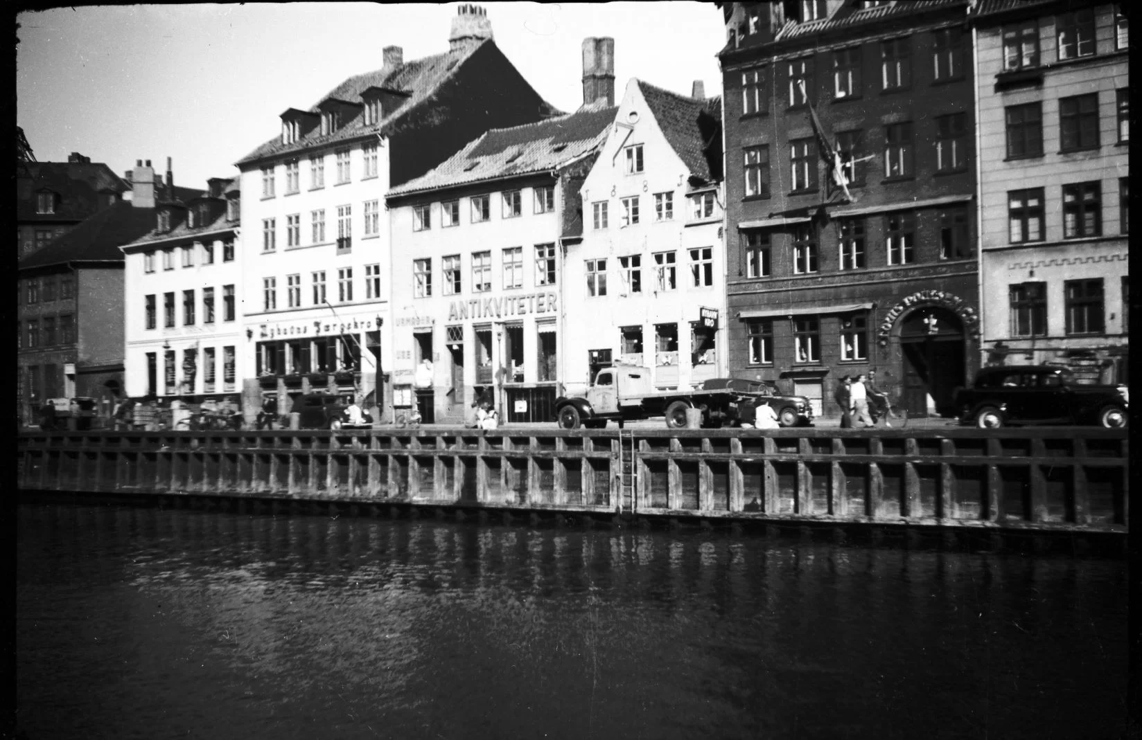 3.65 Nyhavn år 1952.
