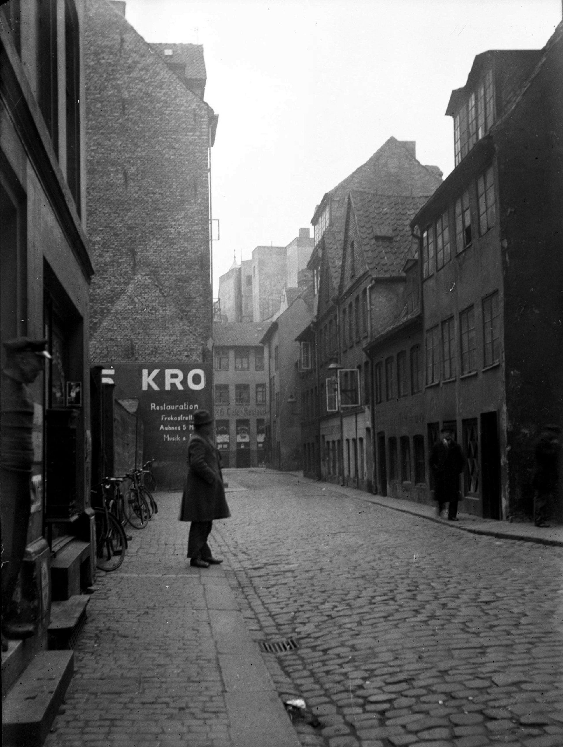 80.213 Holmensgade der lå mellem Vingårdsstræde og Lille Kongensgade. Gaden eksisterer ikke længere.