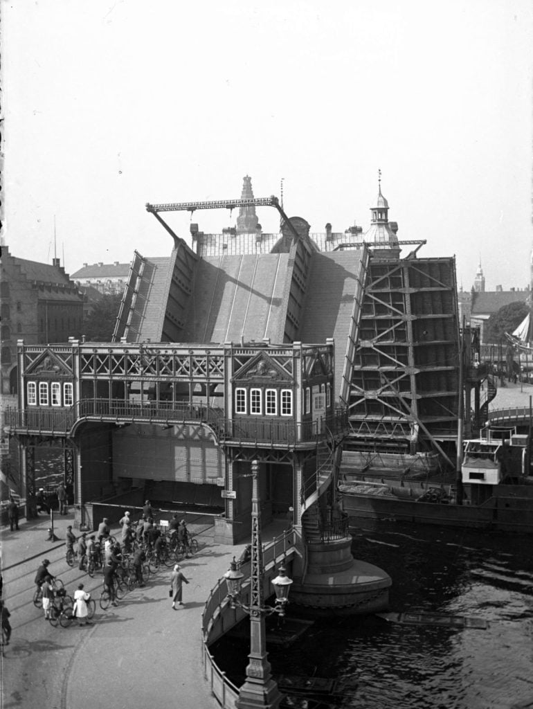 80.299 Knippelsbro cirka år 1928.