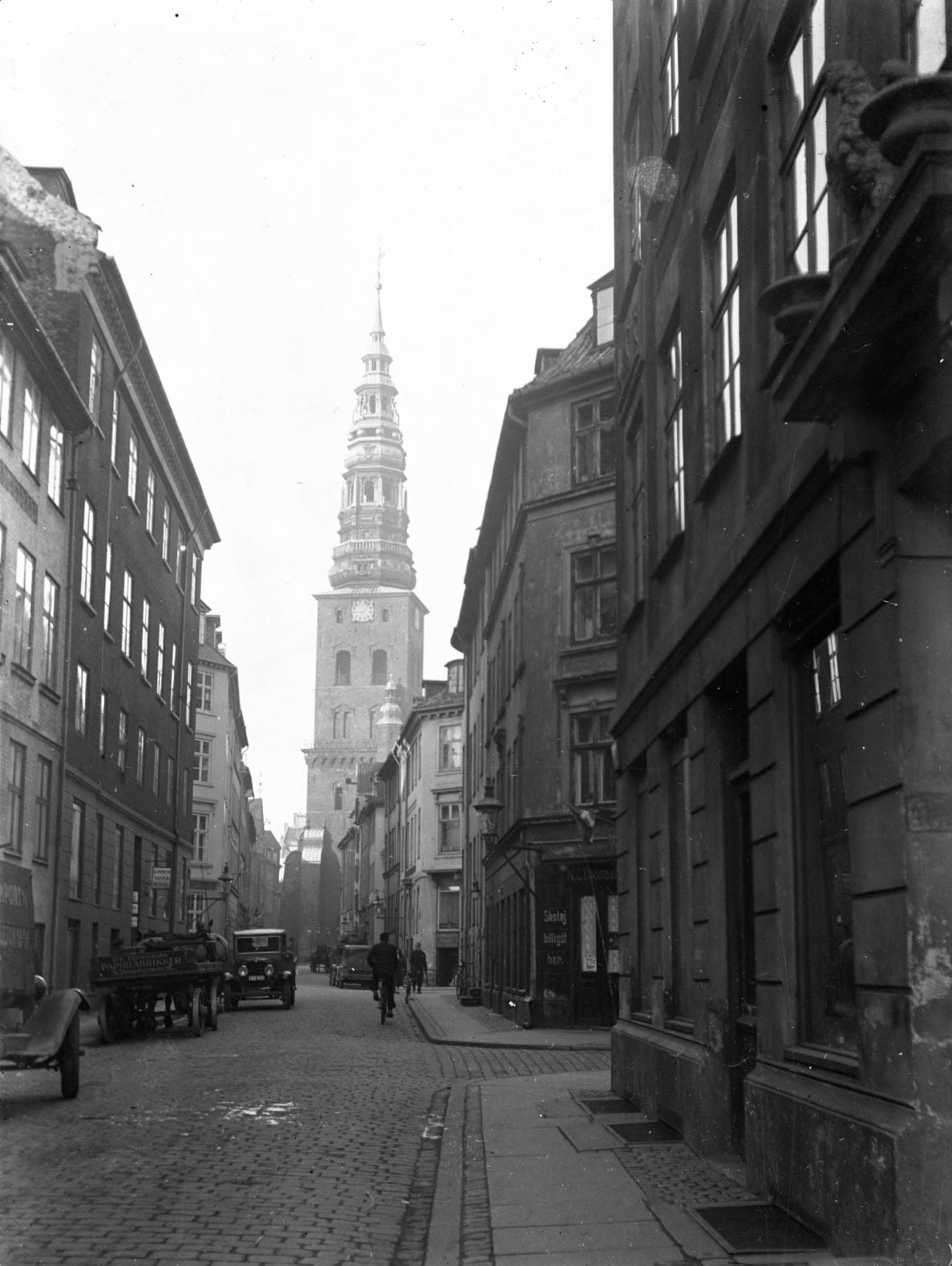 80.46 Nikolaj kirke.