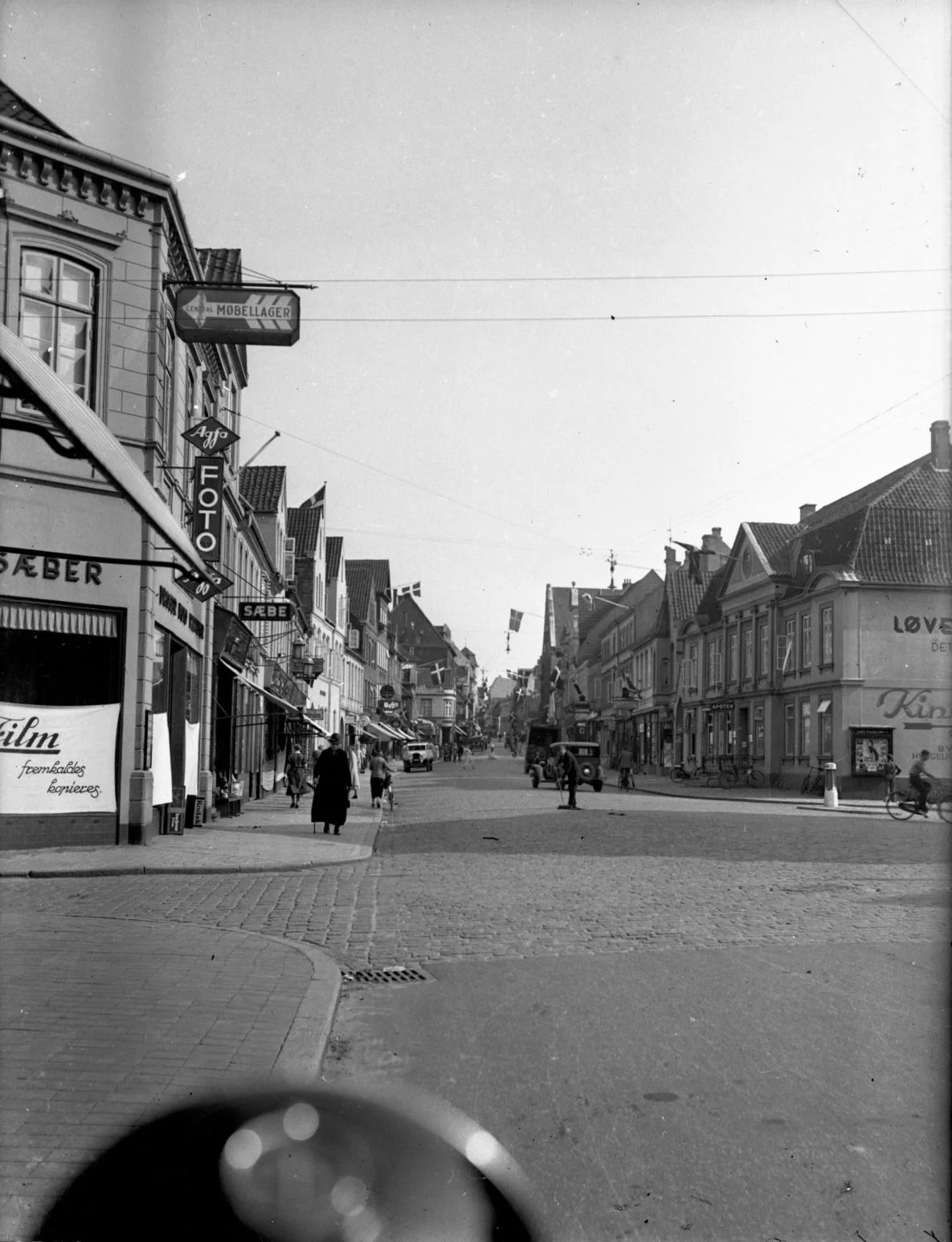 80.460 Sønderborg, foto taget fra rådhuset og opad Perlegade år 1937.