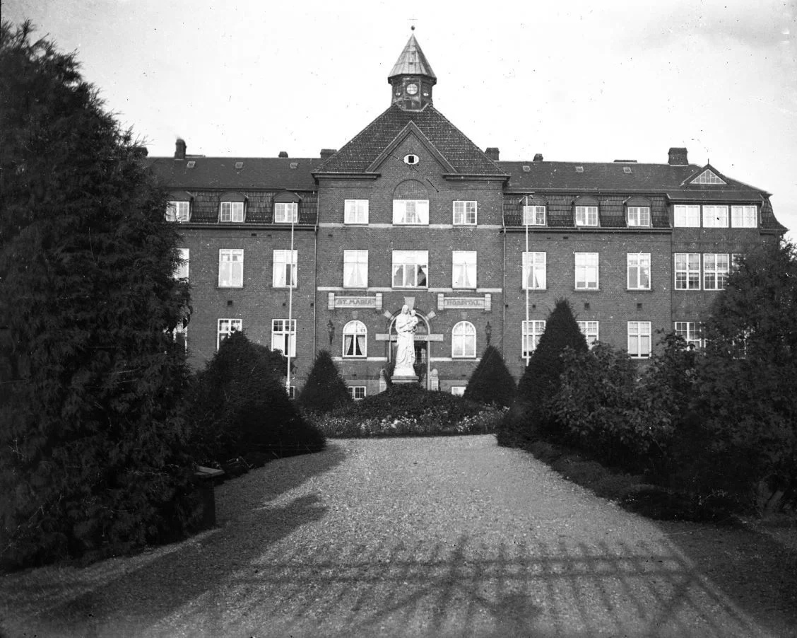 11054.18 St. Maria Hospital.
