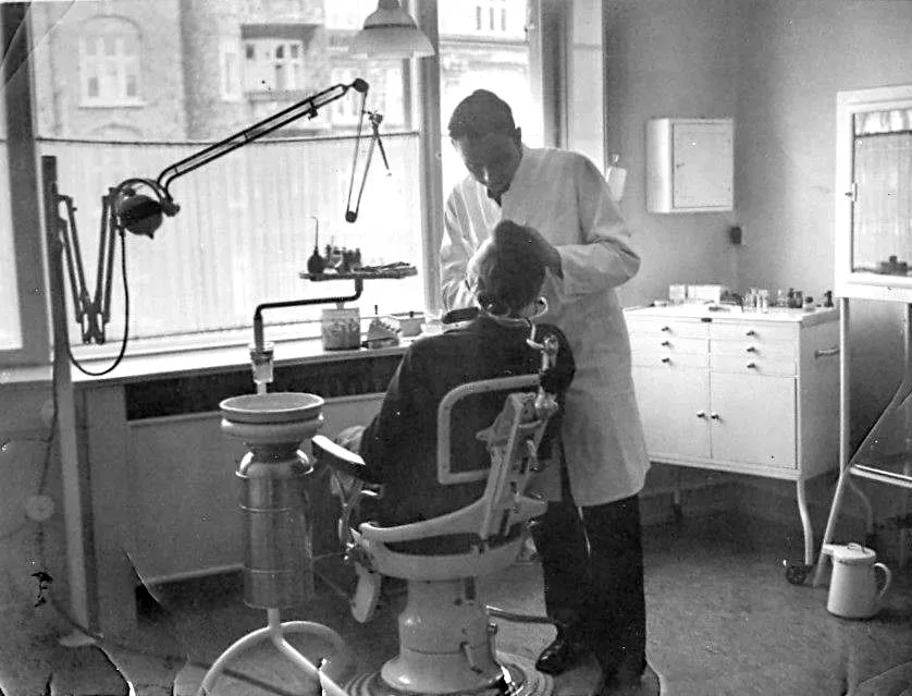 30.672 Tandlægeklinikken Åboulevard 7.