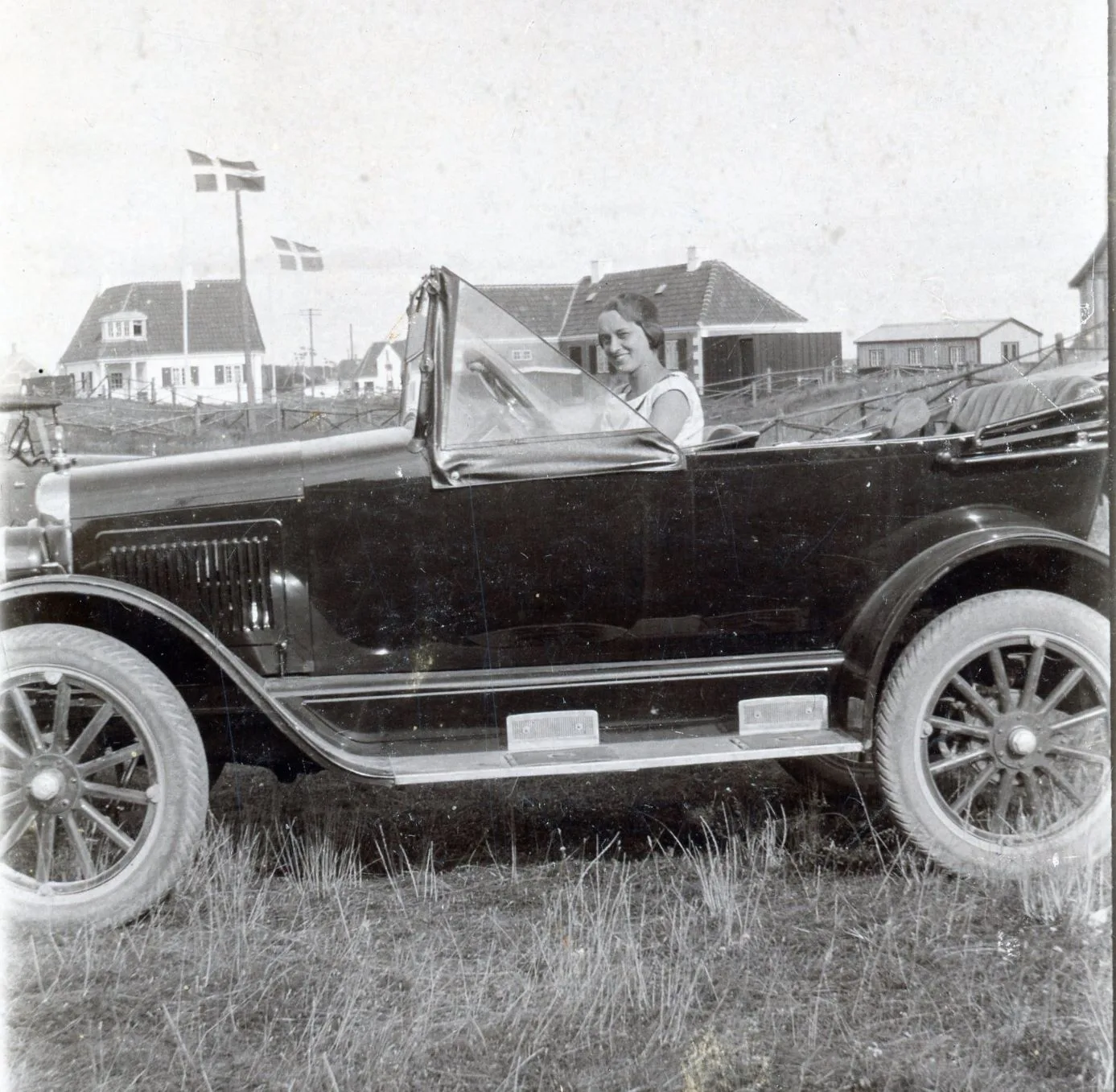 43.4 Formodentlig en Willys Overland tourer fra cirka 1925.