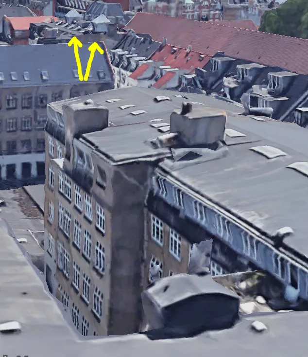 79.286.6 Sådan ser der ud i dag. Bemærk murværk og vinduer i forgrunden. De to 'pyramider' er på toppen af Rantzausgade 22.