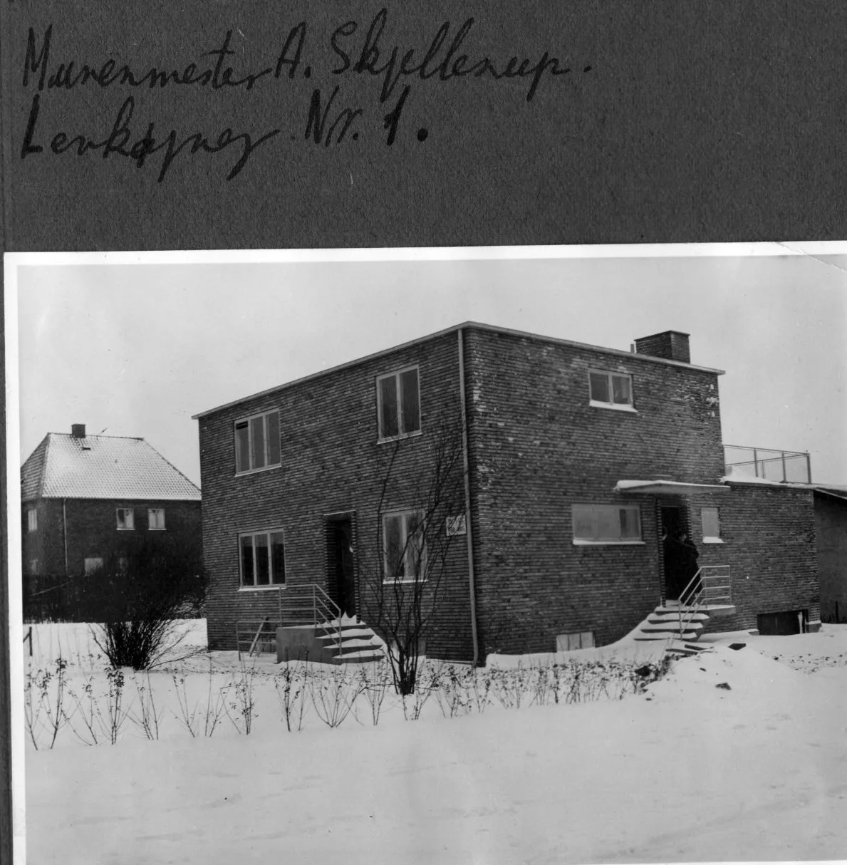 79.52 79.52 Murermester A. Skjellerup, Levkøjvej 1.