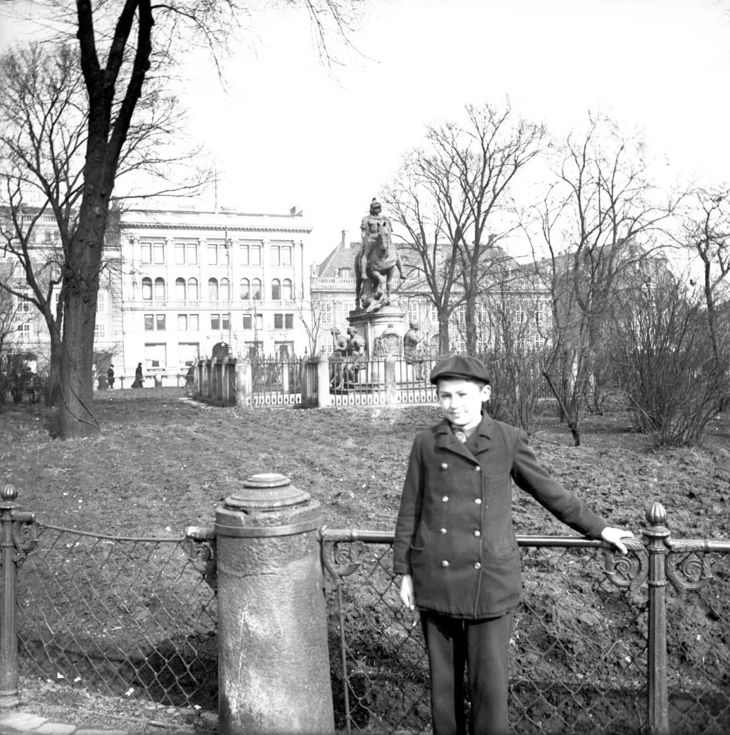 90.109 Kongens Nytorv, Rytterstatuen Chr. V.