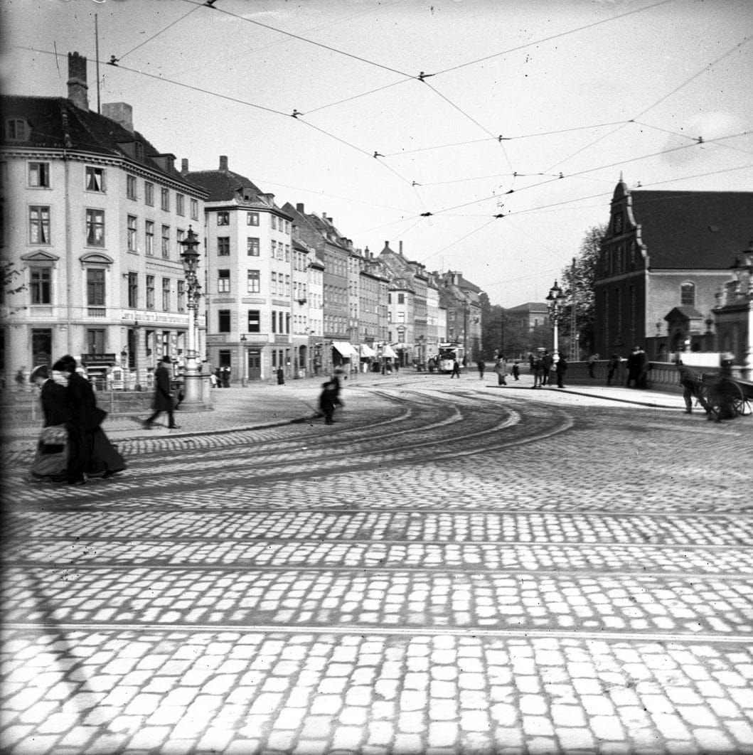 90.97 Holmens Kanal og Holmens Kirke.