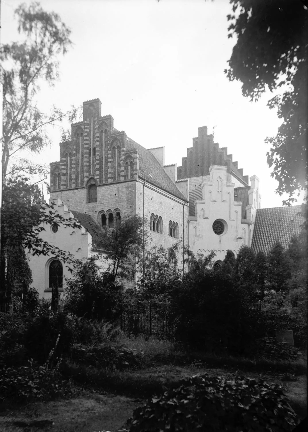 90.745 St. Hedinge Kirke