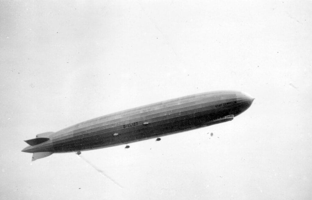 100.69 Luftskibet Graf Zeppelin
