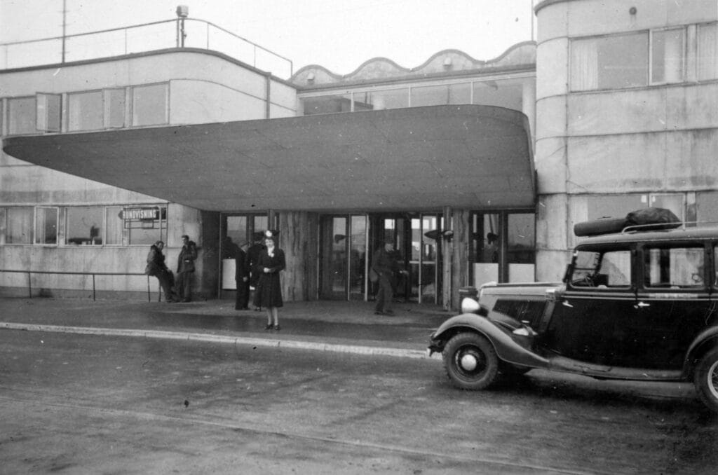 10918.13 Kastrup lufthavn 1945