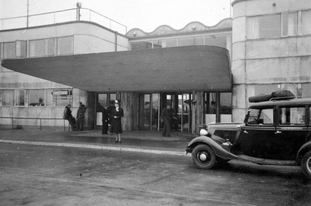 10918.13 Kastrup lufthavn 1945