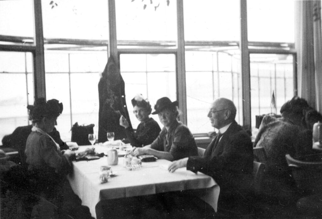 10918.14 Kastrup lufthavn 1945