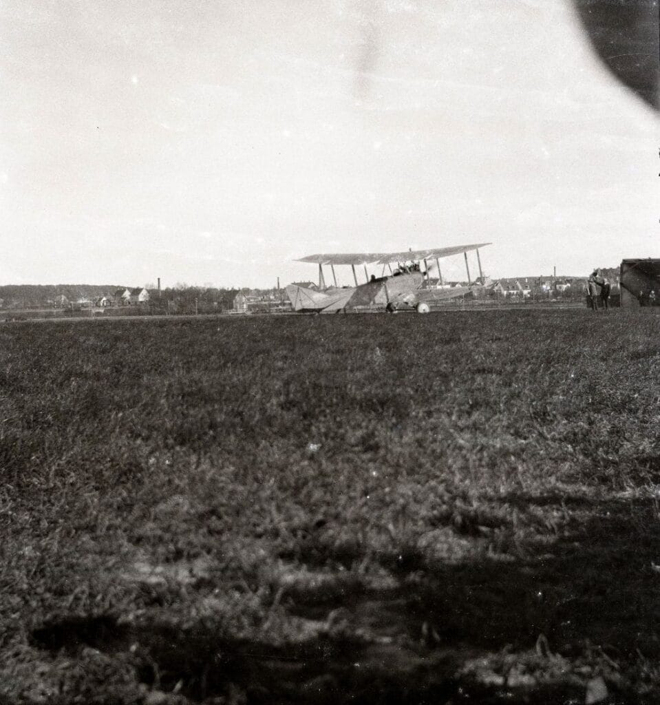 13635.4.22 Flyveudstillingen ved Nykøbing 15. maj 1919.