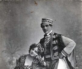 14608.122 Gerda Krum-Nathansen og Holger Reenberg i den glade enke., Casino 1906.
